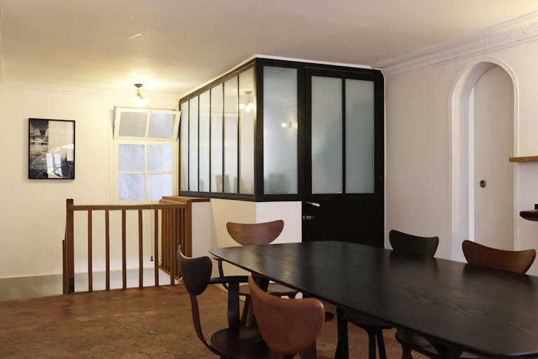 Prestigious Galerie in Paris - Image 4