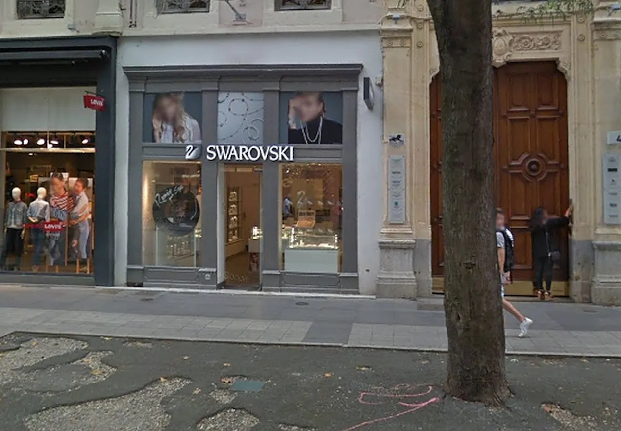 Prime Location Boutique on Rue de la République - Image 0
