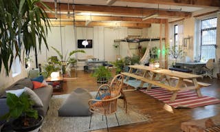 Cozy Williamsburg Event Space & Photo Studio - Image 5