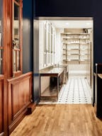 Spectacular event Showroom in Paris - Image 8