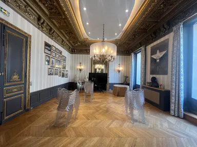 Sublime espace atypique dans le 16�me - Image 0