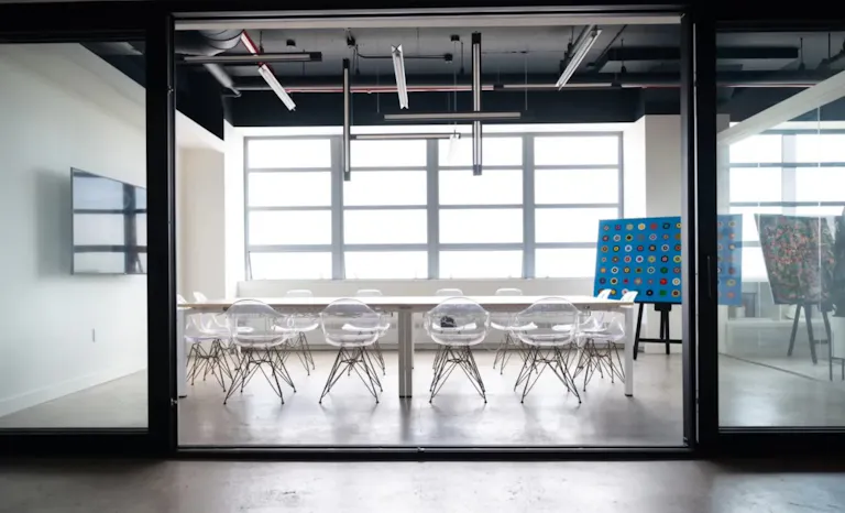 Private Loft Gallery in the Iconic Brooklyn Navy Yard - Image 3