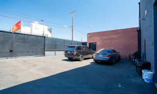 Modern Industrial Warehouse Space in DTLA for events, film/tv and photo shoots - Image 14