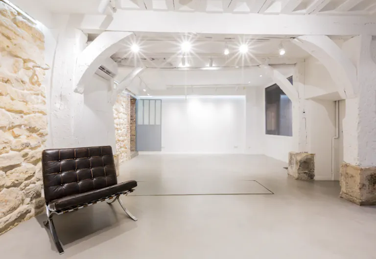 Pop-up boutique in Le Marais - Image 2