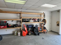Artist Workshop/Commercial Garage- Utilities included - Image 3