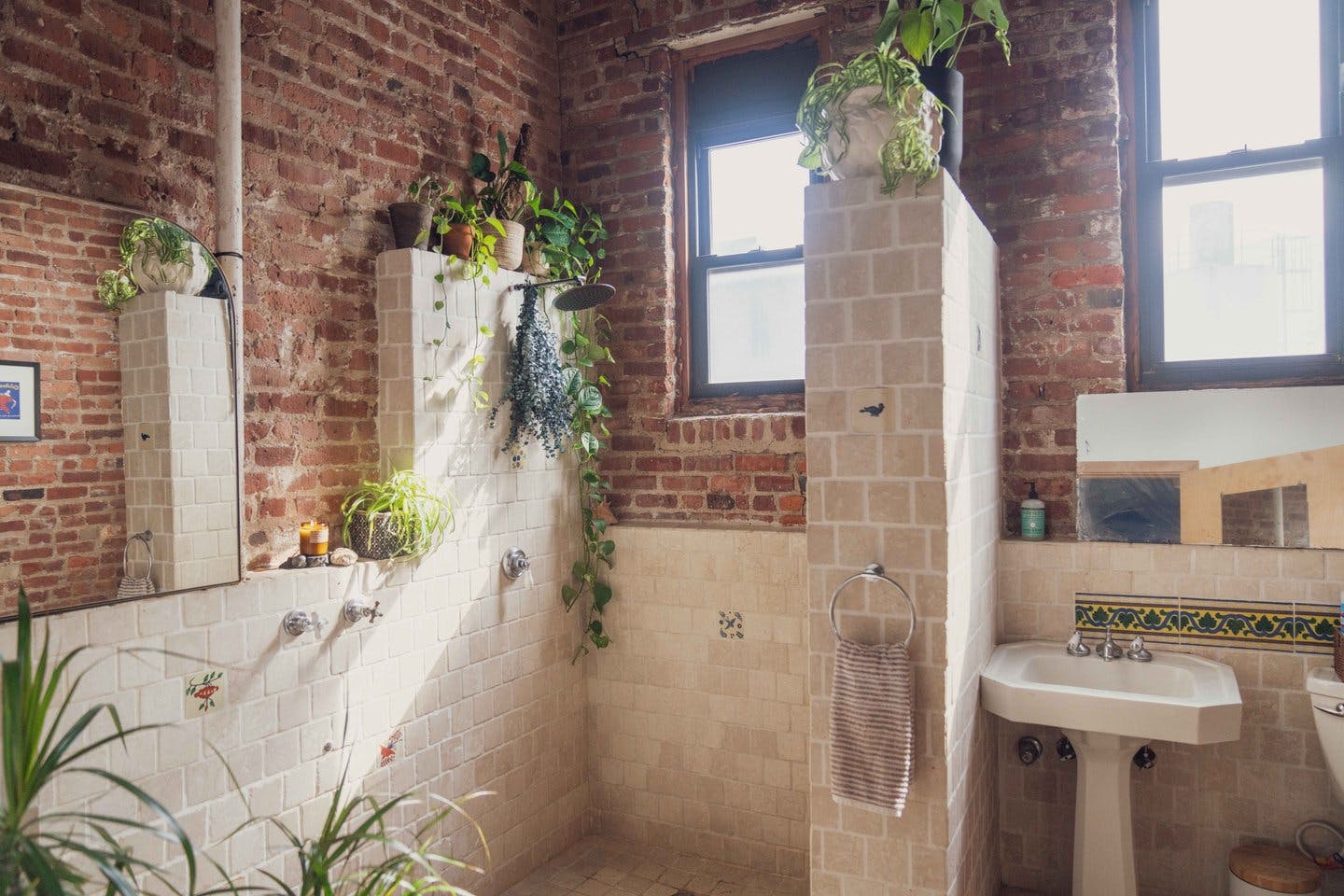 1,700 Sq Ft Industrial Corner Loft and Photo Studio in Brooklyn