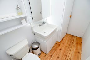 Minimalist Space in Downtown Manhattan - 800 square foot space in the Bowery - Image 8