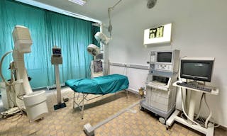 D�cor/Lieu de tournage: Bloc Op�ratoire - Image 4