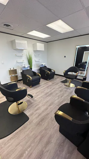 Luxury Salon Oasis in Houston - Image 0
