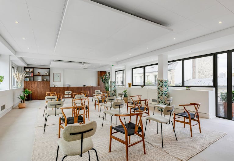 Meeting Space with Rooftop - Paris 16th - Ideal WorkShop / Meetings / Corporate Events / Showrooms - Image 3