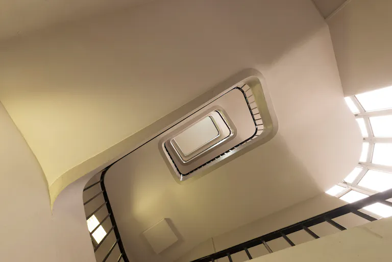 Batiment Institutionnel - Image 0