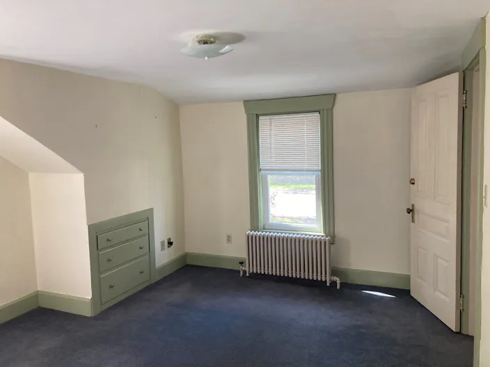 Commercial Space For Rent - Image 2