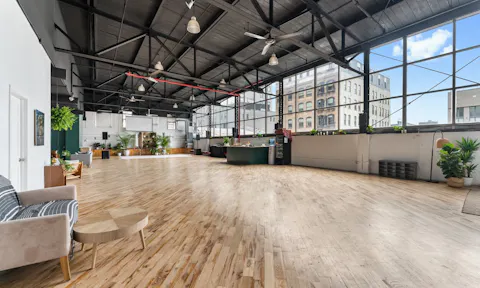 A Real Brooklyn ?: 4,400 Sq Ft Loft in DUMBO with Hardwood Floors, High Ceilings, Natural Light, and Premium Sound & Lighting?Perfect for Any Event! - Image 0