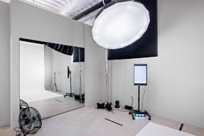 Professional Production Photo Studio in Downtown San Diego - Image 1