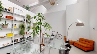 Bright Loft: 450 sqm Versatile Industrial Space with Stunning Daylight and Minimalist Design - Image 9