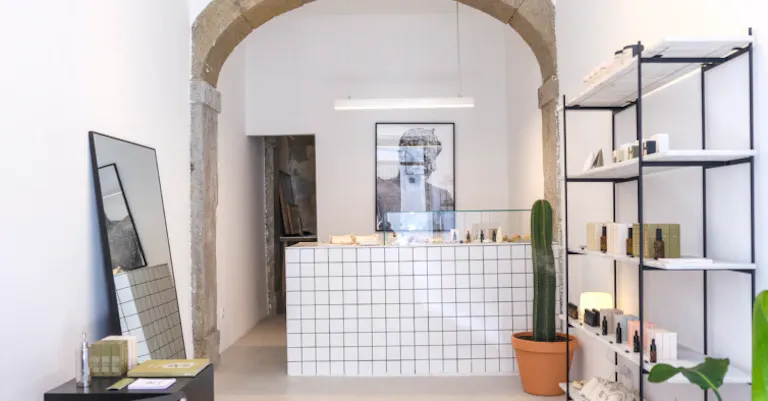 Dream Pop-Up Space in Lisbon - Image 3