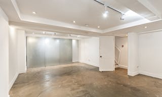 Exclusive Townhouse Rental in the Heart of London - Image 6