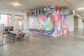 Amazing Showroom in Williamsburg - Image 6