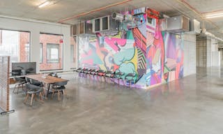 Amazing Showroom in Williamsburg - Image 6