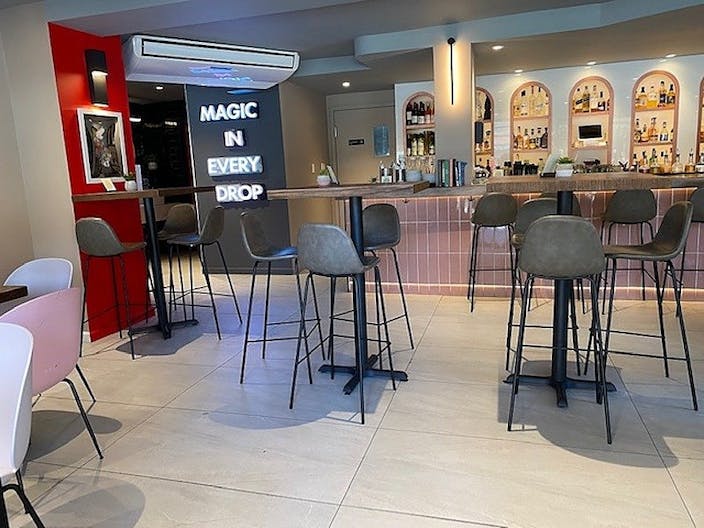 Chelsea Bar event space - Image 3