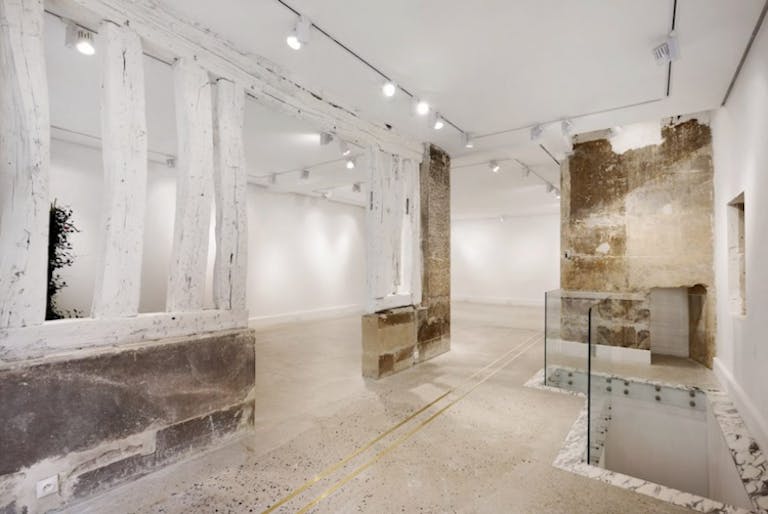 Amazing Pop Up Boutique in Le Marais - Image 4