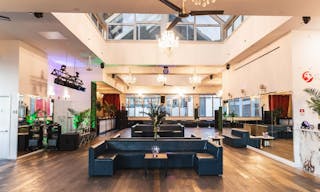 Breathtaking Hudson River Views - Sophisticated and Elegant Venue in Hell's Kitchen - Image 8