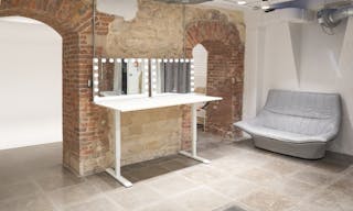 Le 6 Studio Showroom - Image 5