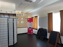 Truxton storefront - Image 0