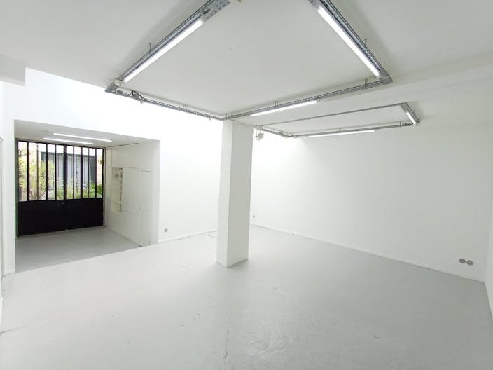 Oberkampf Fashion Showroom - Image 0