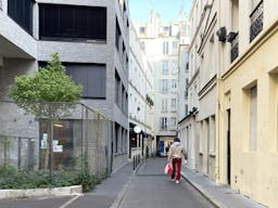 Gallery / Showroom space between Bastille and R�publique - Image 7