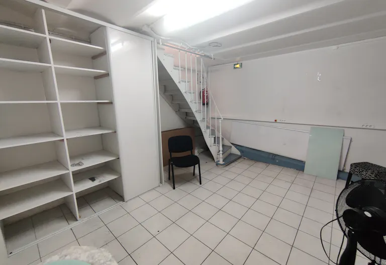 Boutique Boulevard Pasteur 50m² - Image 1