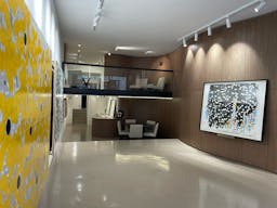 Galerie d'art contemporain atypique - Image 1