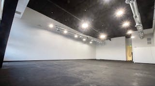 Modern chic industrial - Image 0