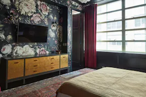 Creatively Colorful Tribeca Apartment with Stunning Art - Image 25