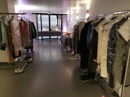 Creative Le Marais Retail Space - Image 19