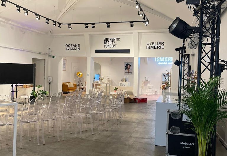 Superb Creative Space in Le Marais - Image 2