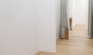 SHOWROOM SPACE ON RUE DU TEMPLE - Image 2