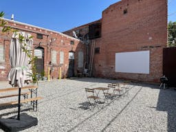 Charming Art Gallery with Sunny Private Courtyard - Image 4