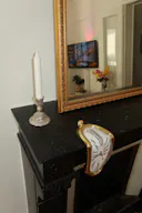 Bright Haussmann Apartment in Paris – Ideal Location for Photo or Video Shoot - Image 9