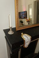 Bright Haussmann Apartment in Paris – Ideal Location for Photo or Video Shoot - Image 9