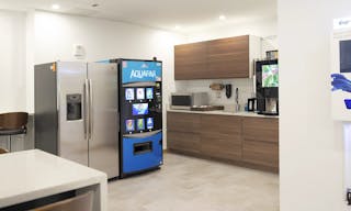 Fifth Ave - Conference Room - Image 4