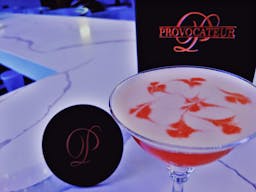 Bar and Lounge - Image 4