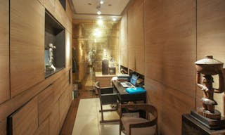 Charming Art Gallery in Saint-Germain - Image 3