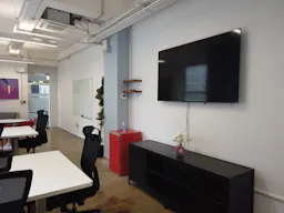 Modern work space - Image 2