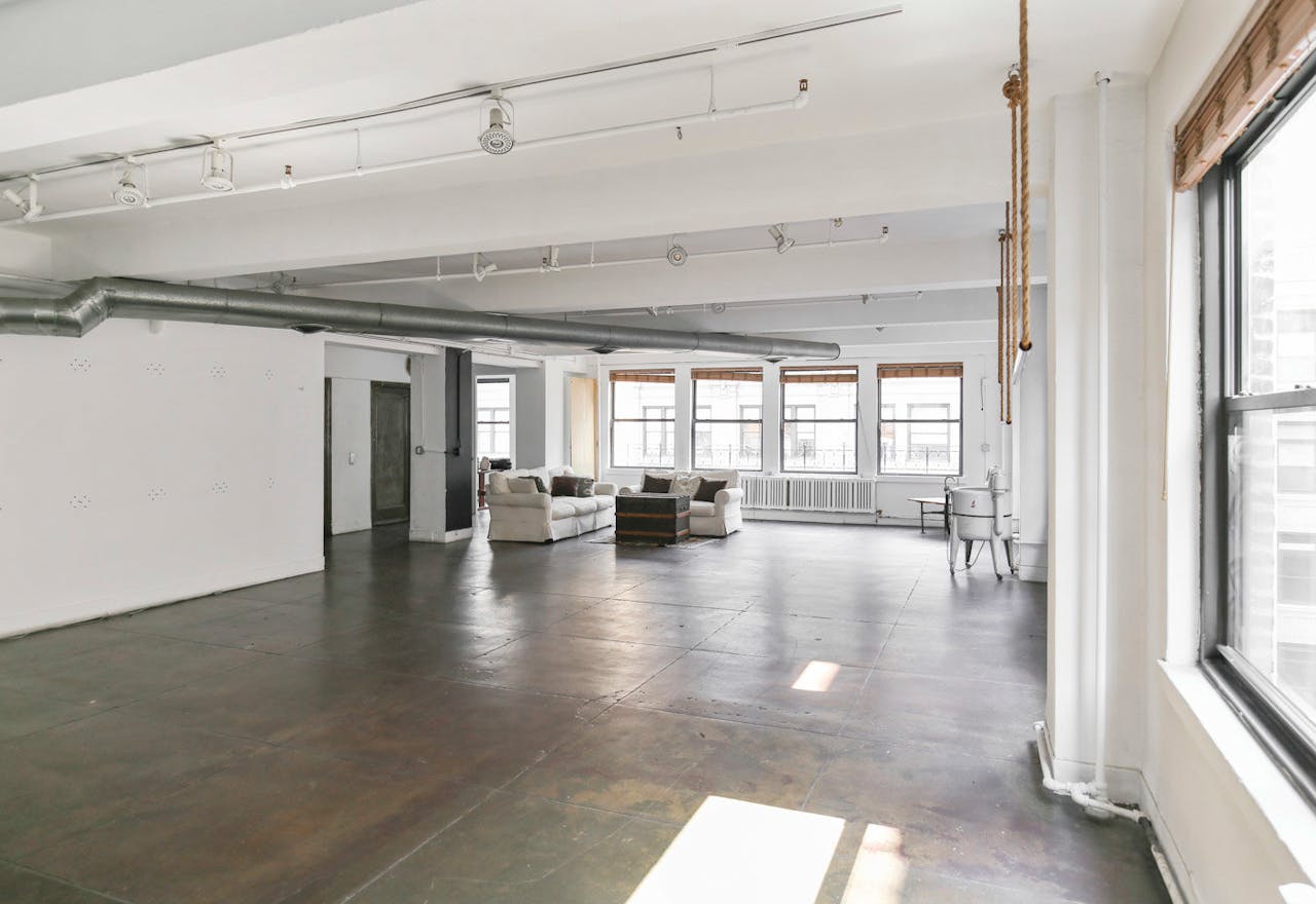 Bright Midtown Showroom - Image 1