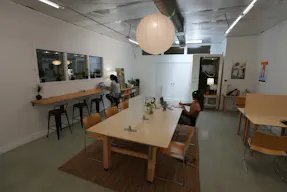 Work from any Open Desk - Image 15