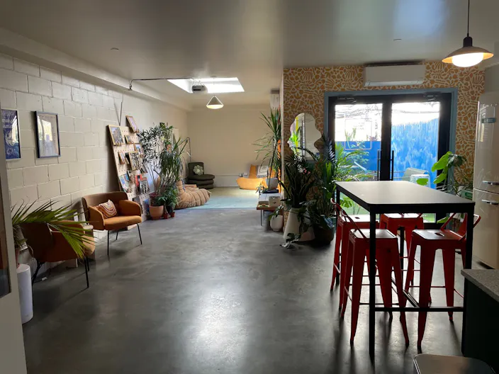 Tompkins Avenue BK - Ready for all uses, clean space with Garden / Basement - Image 3