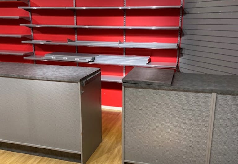 Former Teknikmagasinet in Commerce Skövde - Image 2