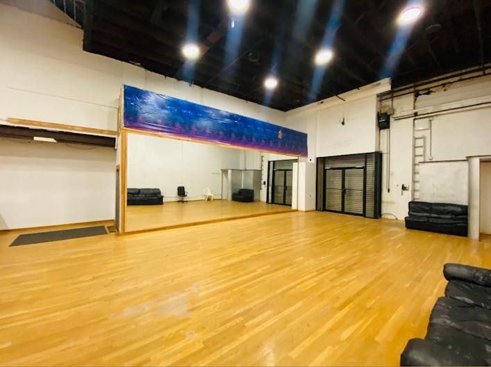 ART & SPACE venue - a perfect place for rehearsals, photoshoots, and more - Image 3