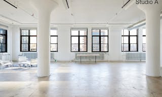 7500 sqft Bright West Soho Studios - Image 20